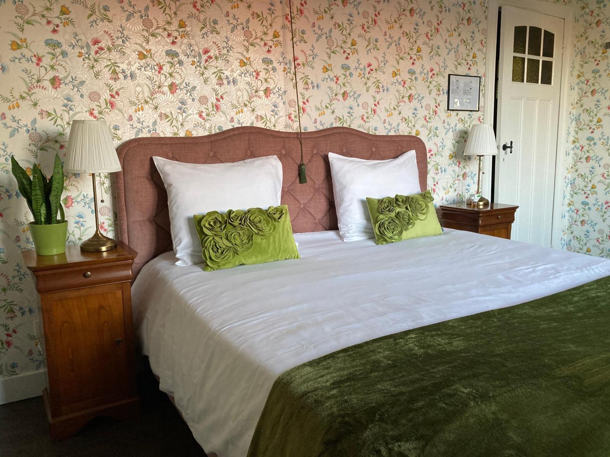 Tree & B Bed & Breakfast Bruges Exterior photo